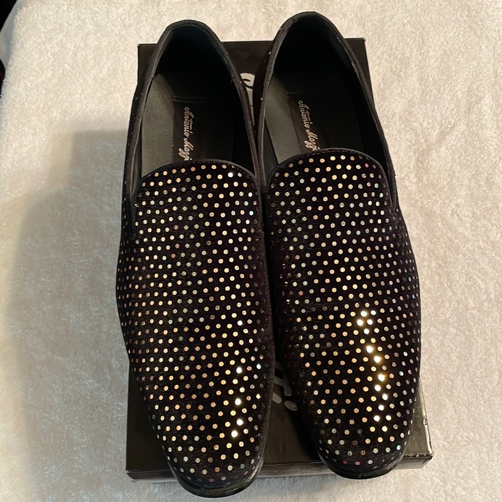 Men’s dress shoes